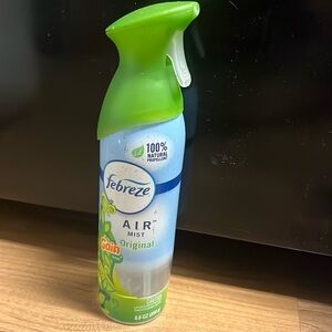 Febreze air spray